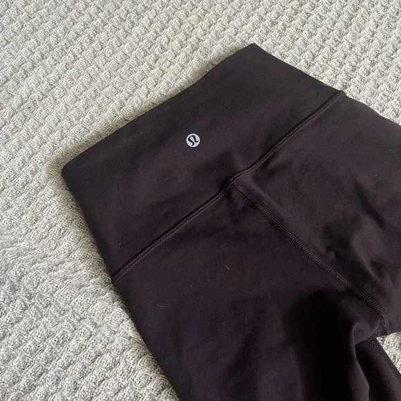 LULULEMON high rise crop burgundy yoga leggings - Picture 4 of 5